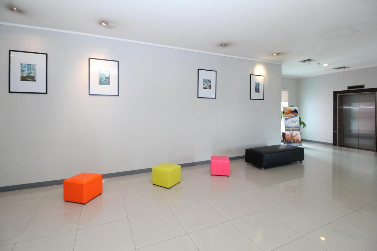 Airy Glodok Pinangsia Raya Jakarta Hotel Buitenkant foto