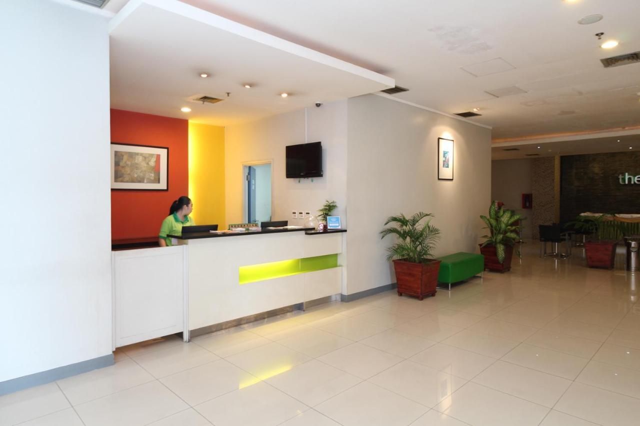 Airy Glodok Pinangsia Raya Jakarta Hotel Buitenkant foto