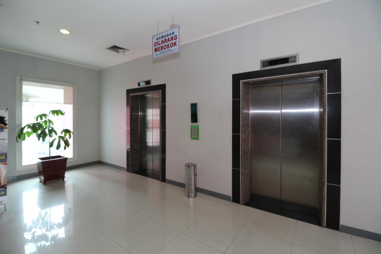 Airy Glodok Pinangsia Raya Jakarta Hotel Buitenkant foto