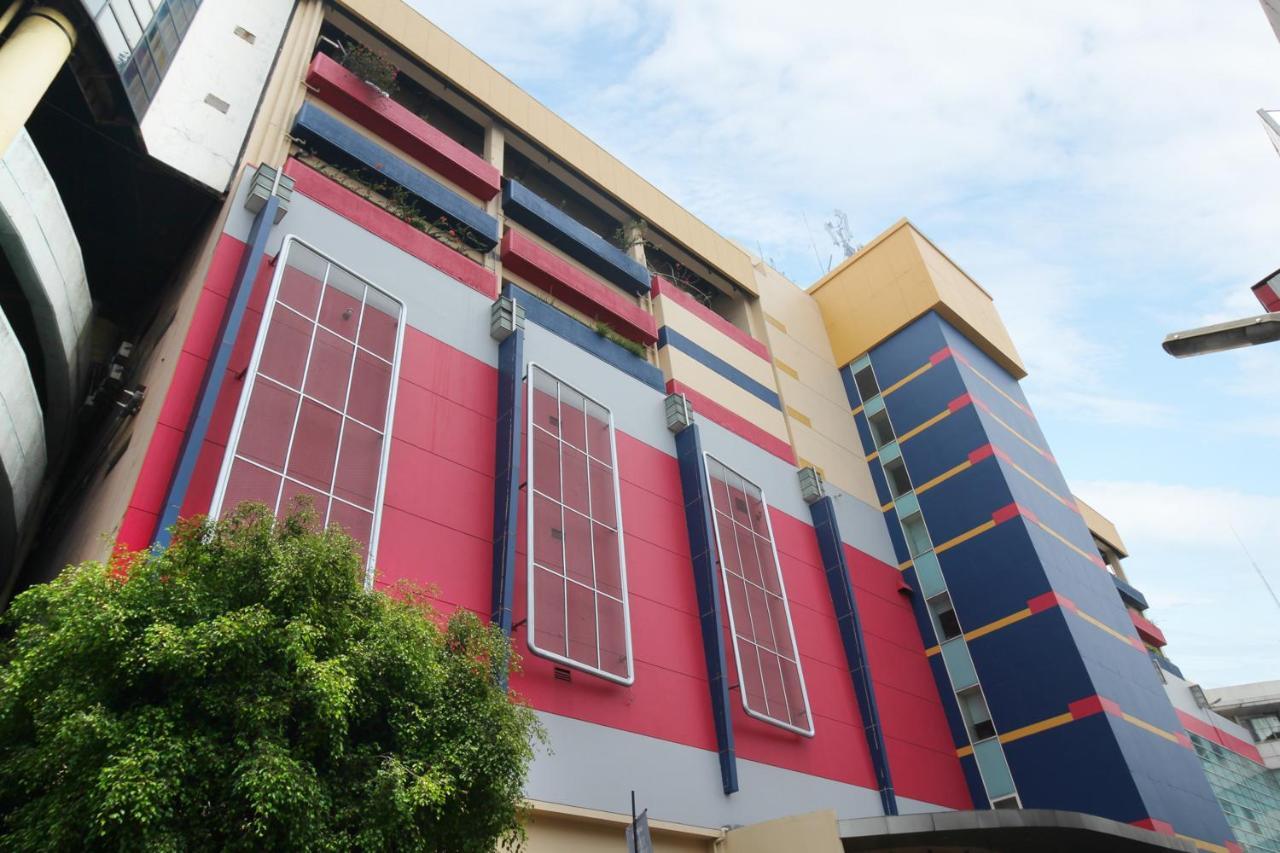Airy Glodok Pinangsia Raya Jakarta Hotel Buitenkant foto