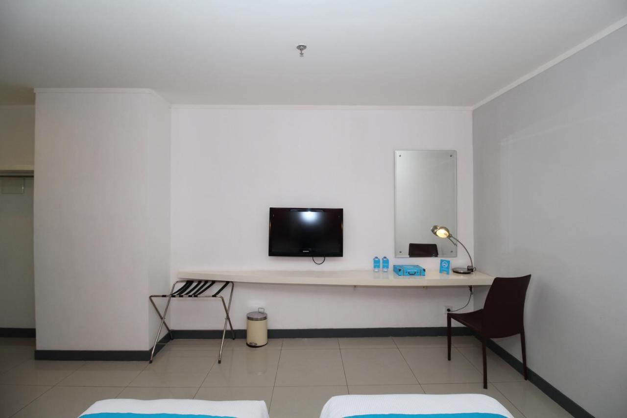 Airy Glodok Pinangsia Raya Jakarta Hotel Buitenkant foto