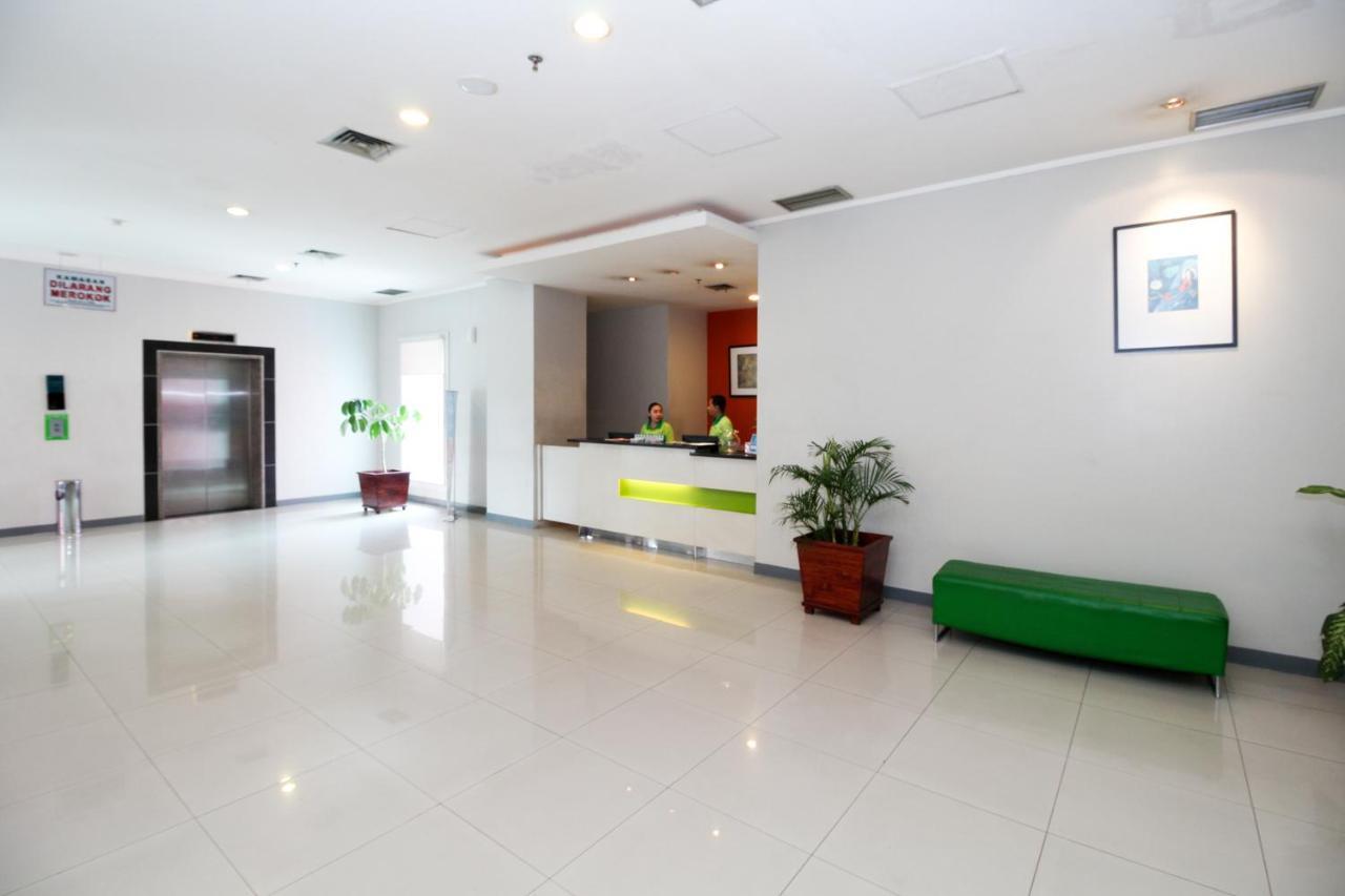 Airy Glodok Pinangsia Raya Jakarta Hotel Buitenkant foto